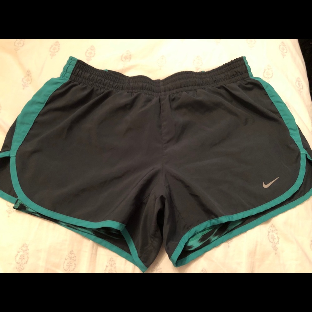 Nike Dri Fit Grey/Green Shorts W/ Built In Spandex